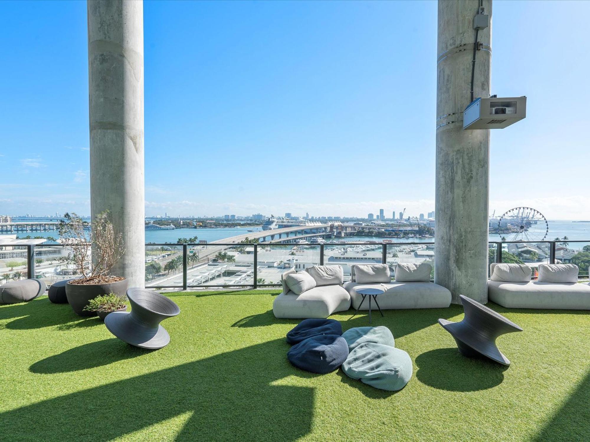 Downtown By Miami Vacation Rentals Extérieur photo