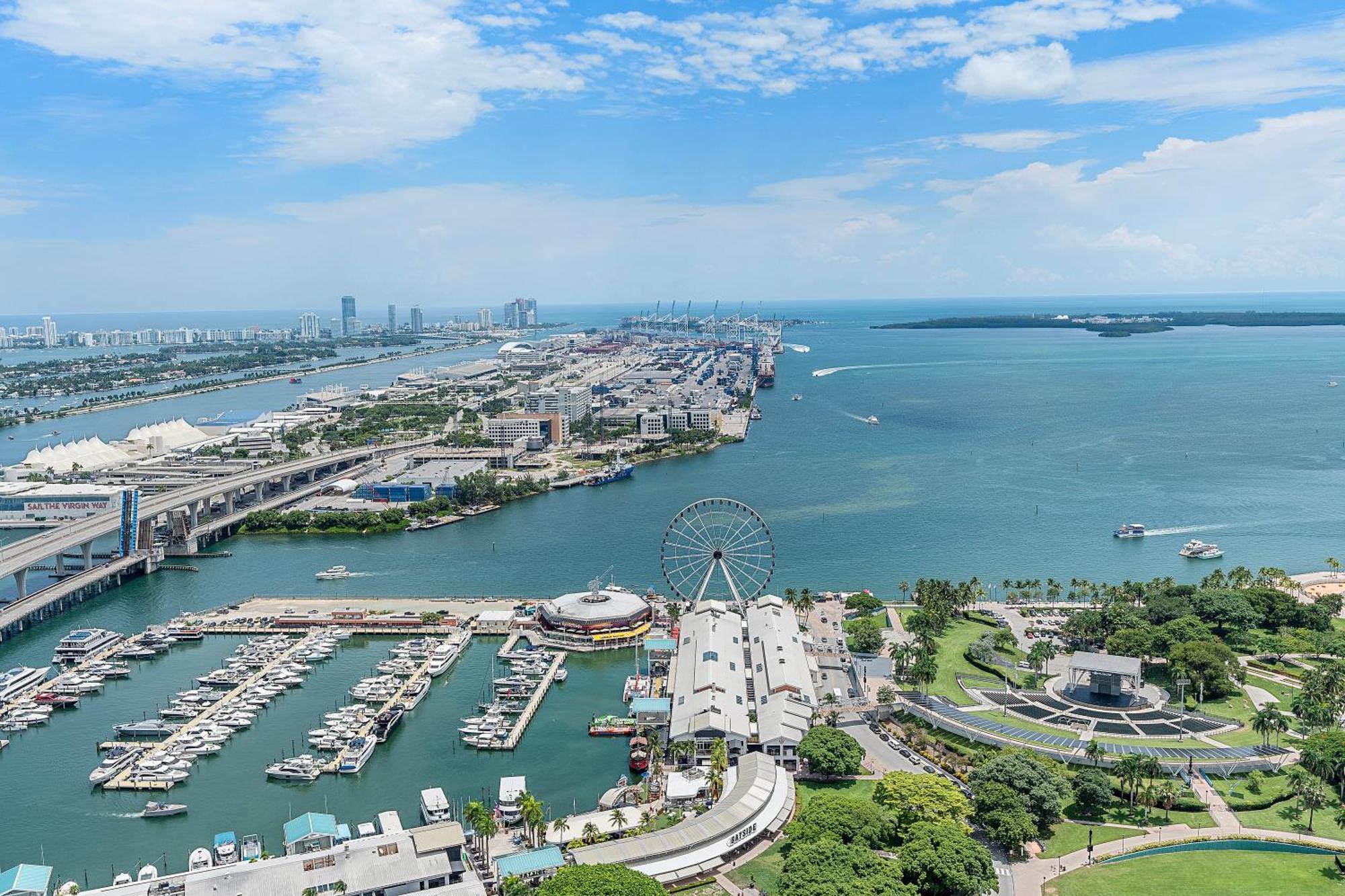 Downtown By Miami Vacation Rentals Extérieur photo
