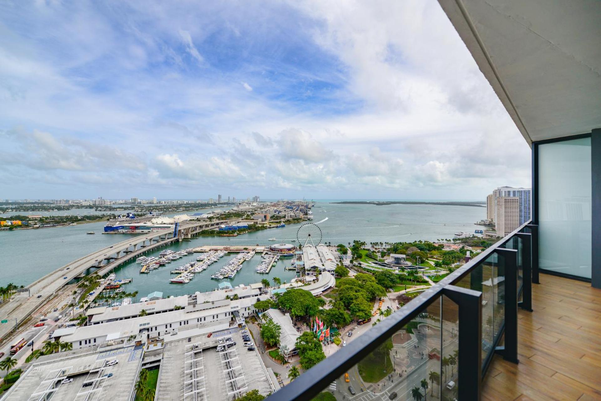 Downtown By Miami Vacation Rentals Extérieur photo
