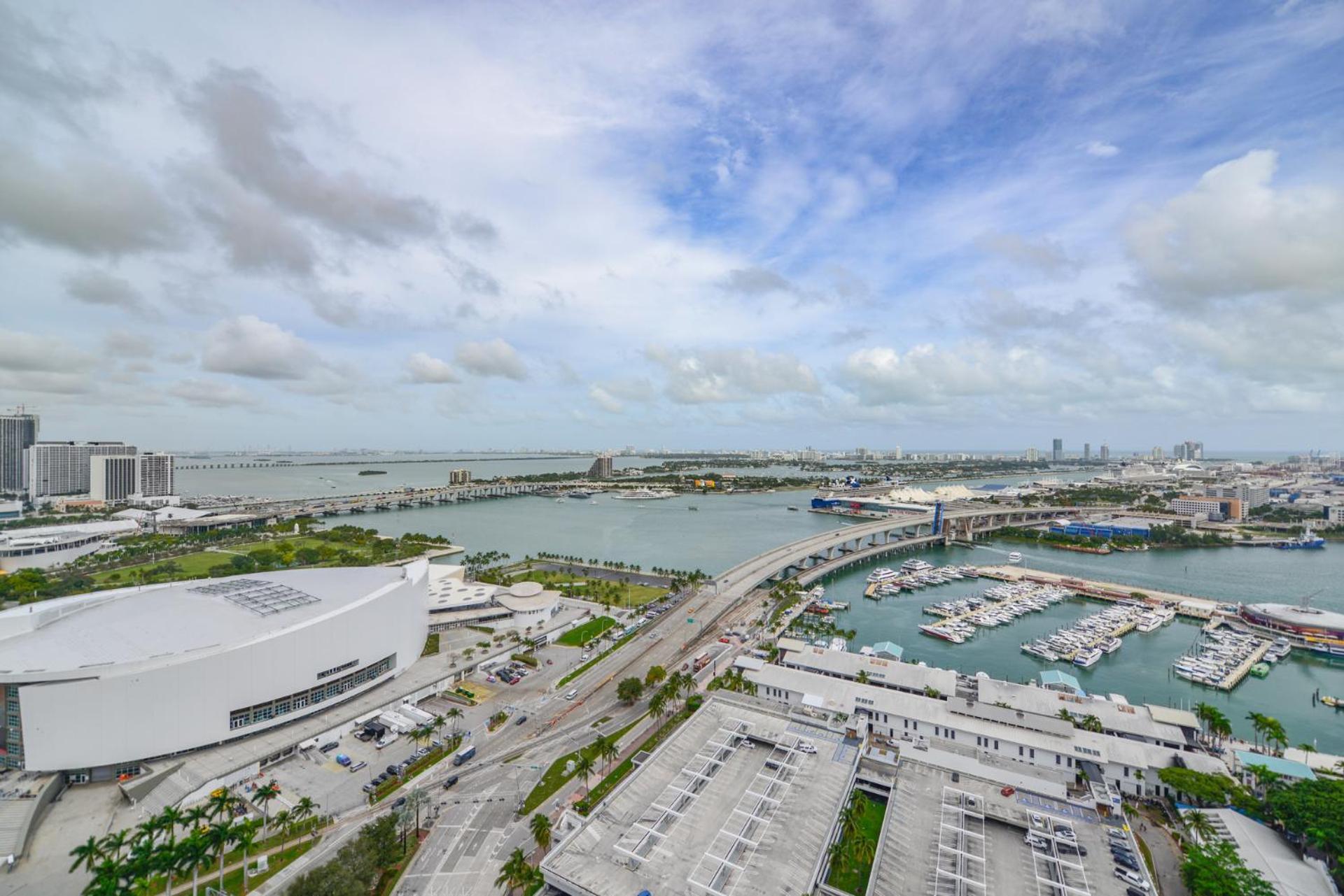 Downtown By Miami Vacation Rentals Extérieur photo