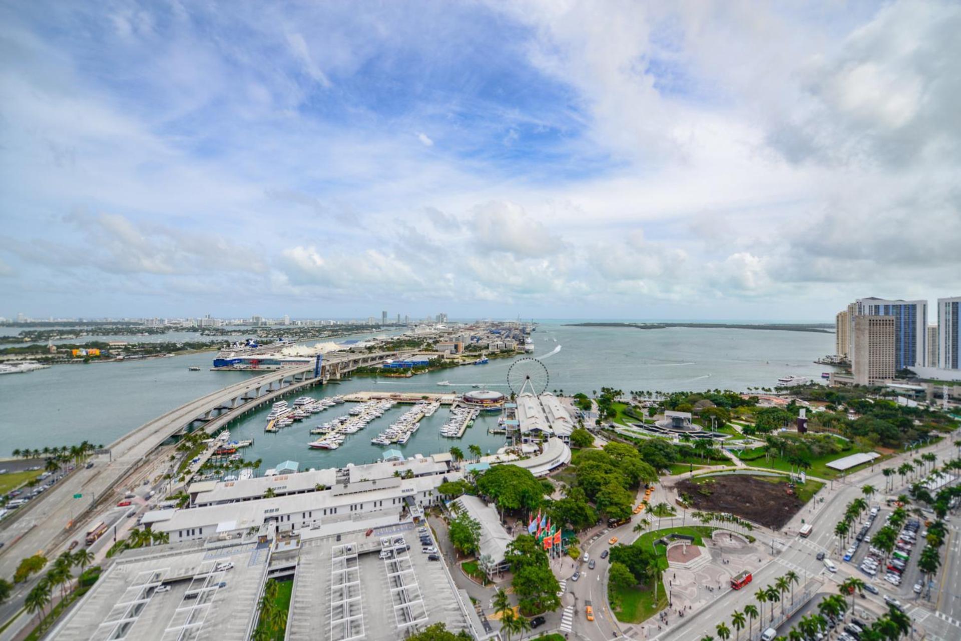 Downtown By Miami Vacation Rentals Extérieur photo